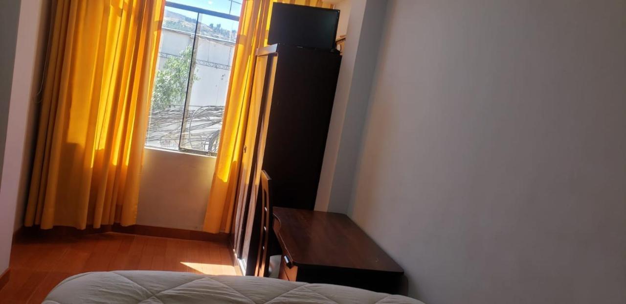 A Un Minuto Del Aeropuerto Sientase Como En Casa Cusco Dış mekan fotoğraf